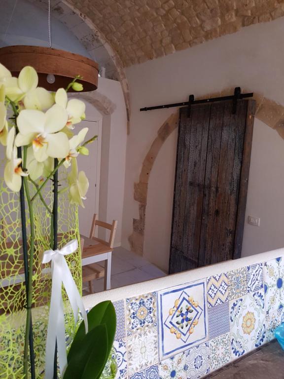 DAMA room 2